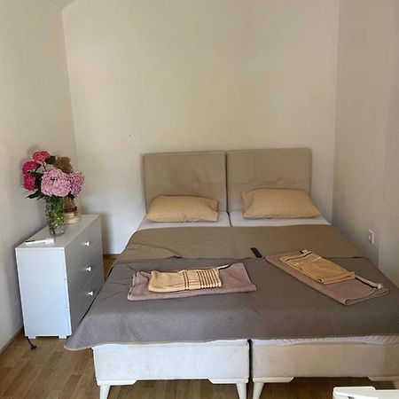 Apartman Grujicic 1 Budva Bagian luar foto